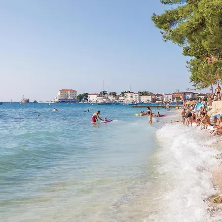 Vikendica Cozy In With Kitchen Porec