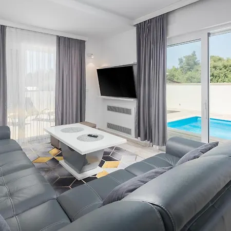 Cozy In With Kitchen * Porec