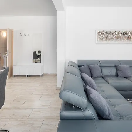 Cozy In With Kitchen Holiday home Porec